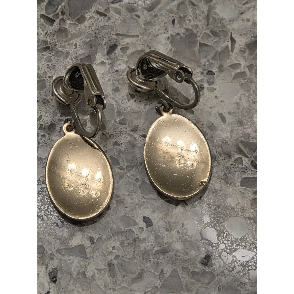 Sterling Sliver Clip On Earrings - Picture 4 of 4